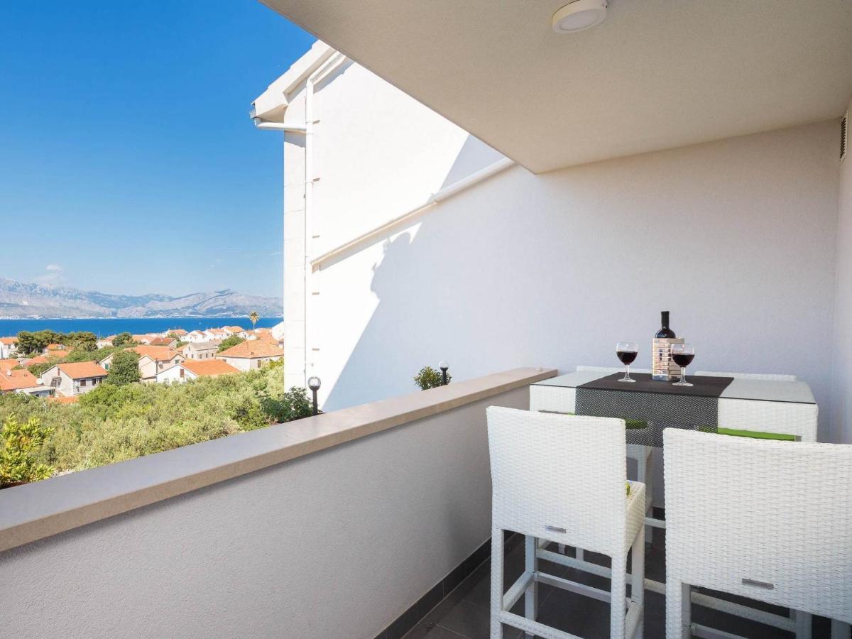 Apartment Lana St Supetar Exterior foto